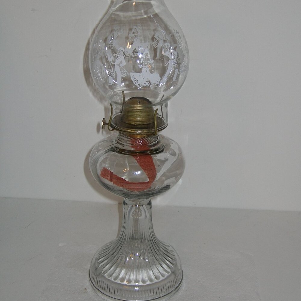 Antique Vintage EAGLE Clear Kerosene Oil Lamp 18"Tall w/Wick Great Condition!! B